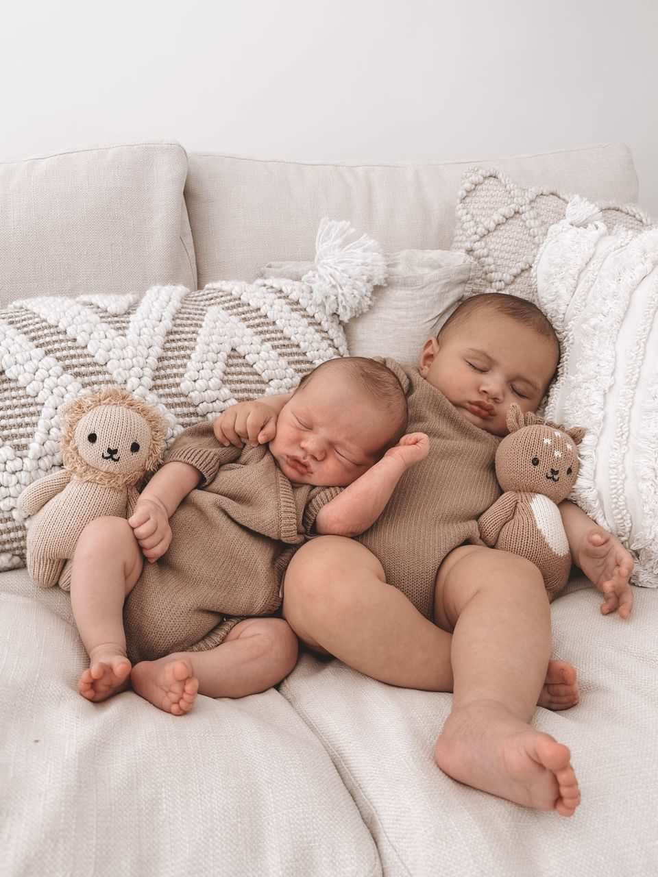 SHORT SLEEVE KNIT BODYSUIT - MOCHA