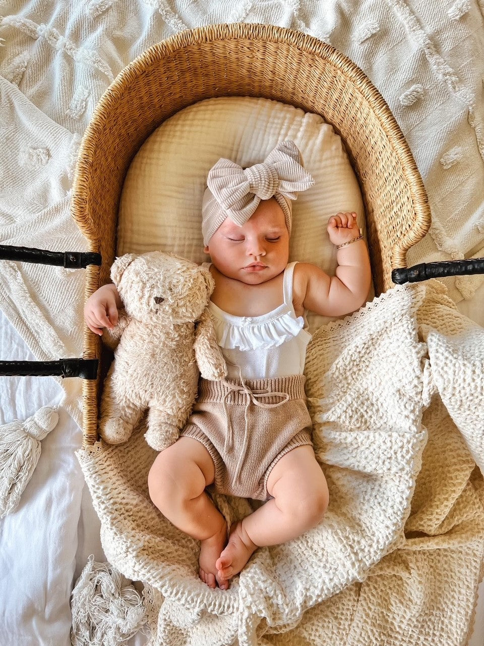 CHUNKY VELVET RIBBED BOW HEADBAND - TAUPE