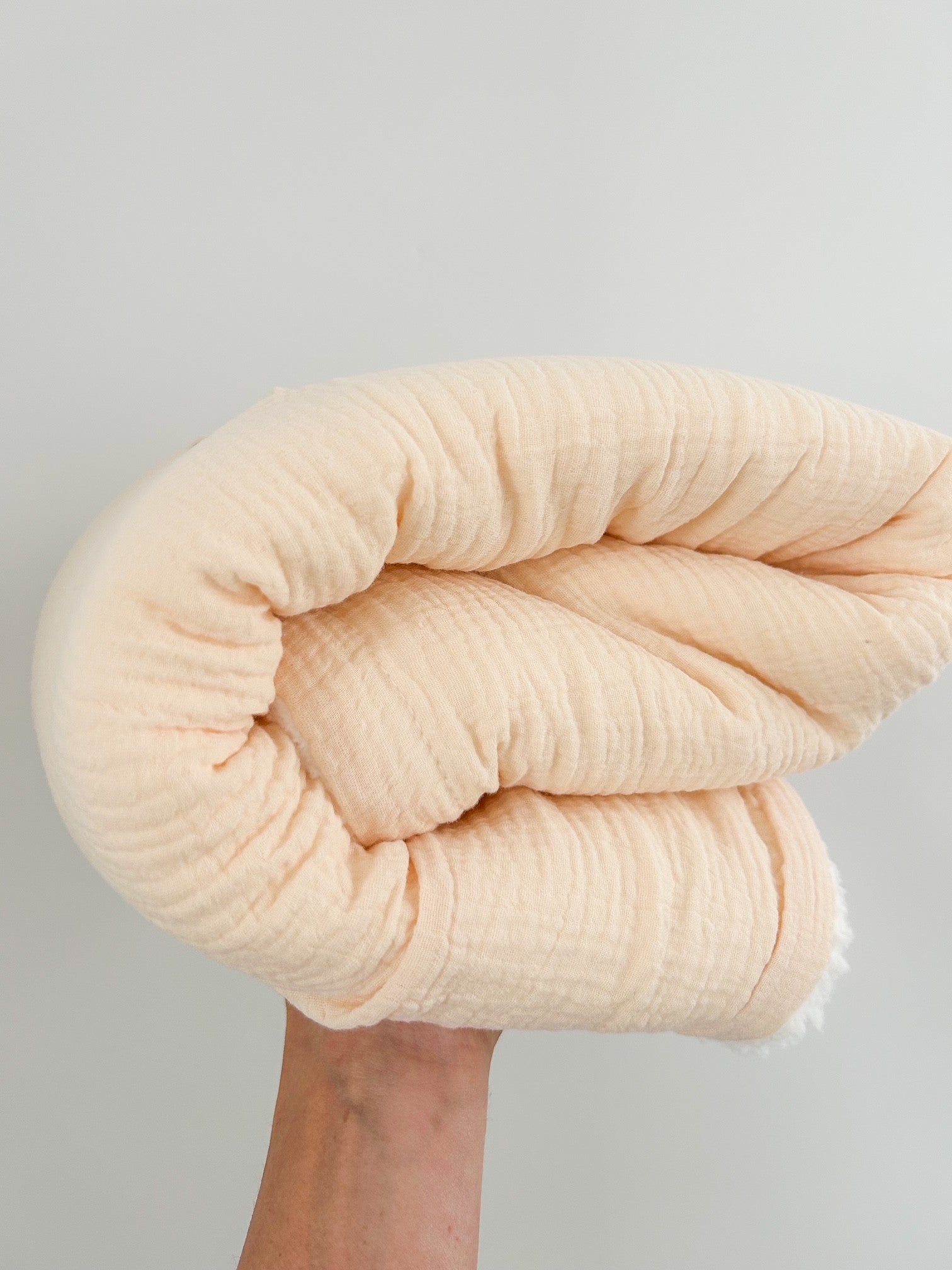 SHERPA TEDDY MUSLIN BLANKET | BUTTER