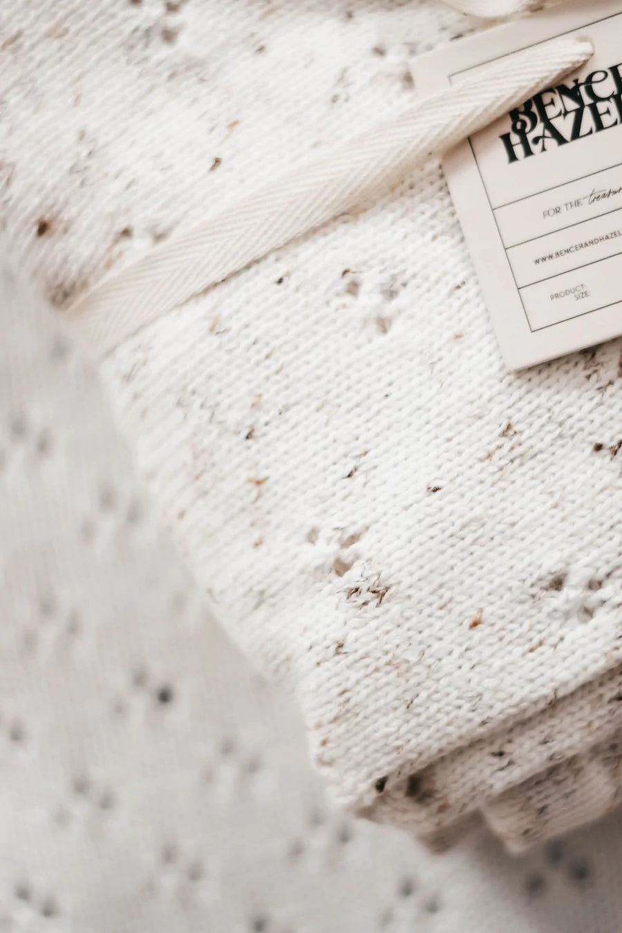OATMEAL KNIT BLANKET