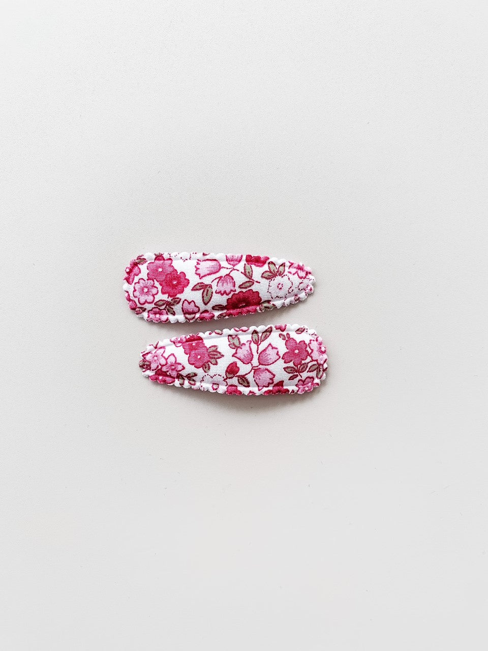 CLIPS - BRIGHT PINK FLORAL
