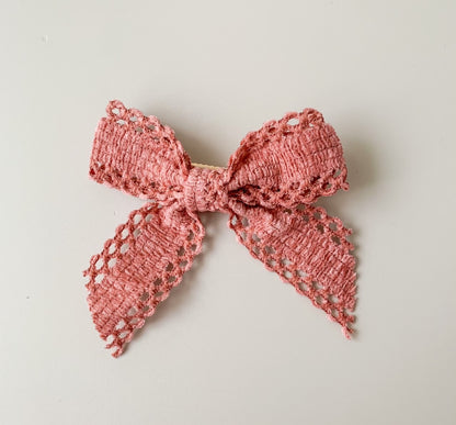 LACE HAIR BOW - ROSE