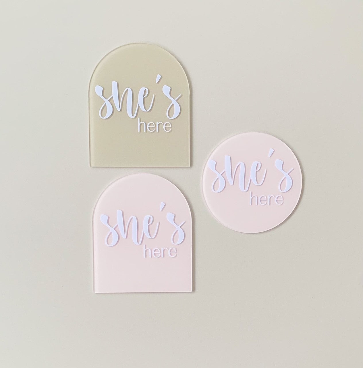 SHE&